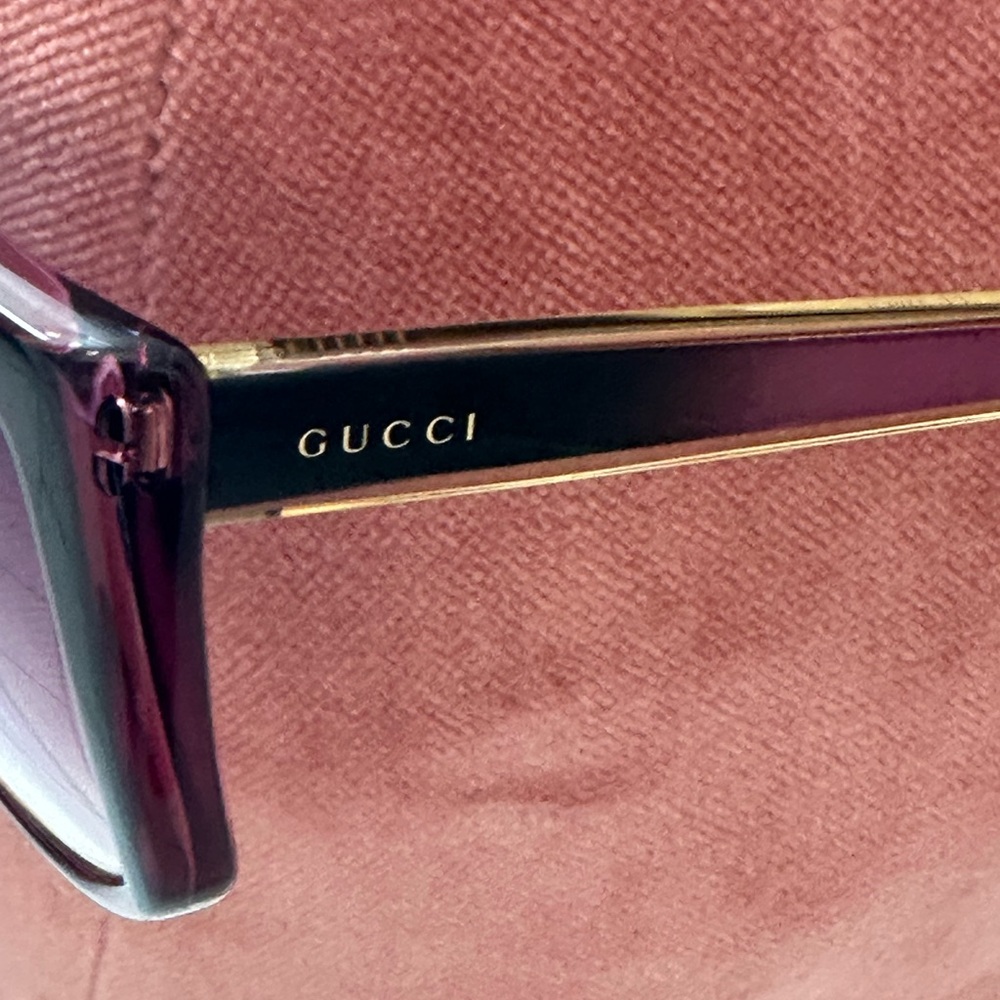 Gucci Black and Purple Sunglasses - Picture 4 of 5